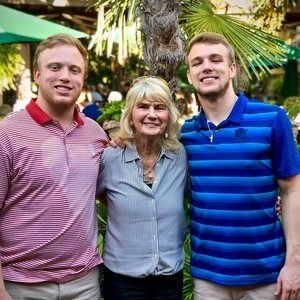 Meet your Posher, Cade